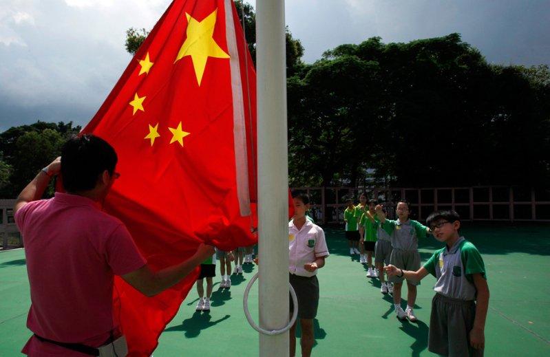 试用期觉得工作不合适可以辞职吗？游戏画面