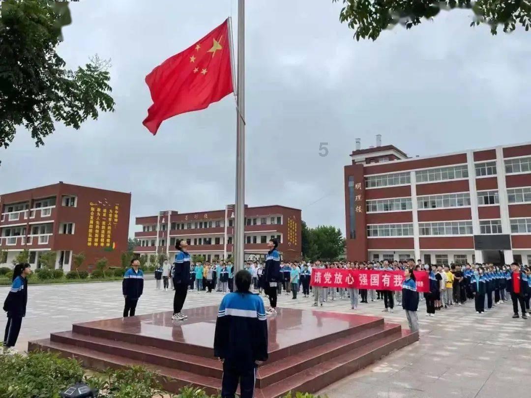 江西通报4起行贿犯罪典型案：颜赣辉重返宜春主政后，行贿的旧部又升了